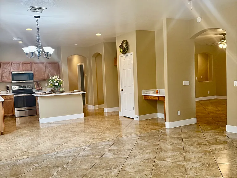 40148 N Perrone St — Photo 12