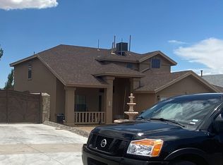 224 Lago Grande Dr, Horizon City, TX 79928
