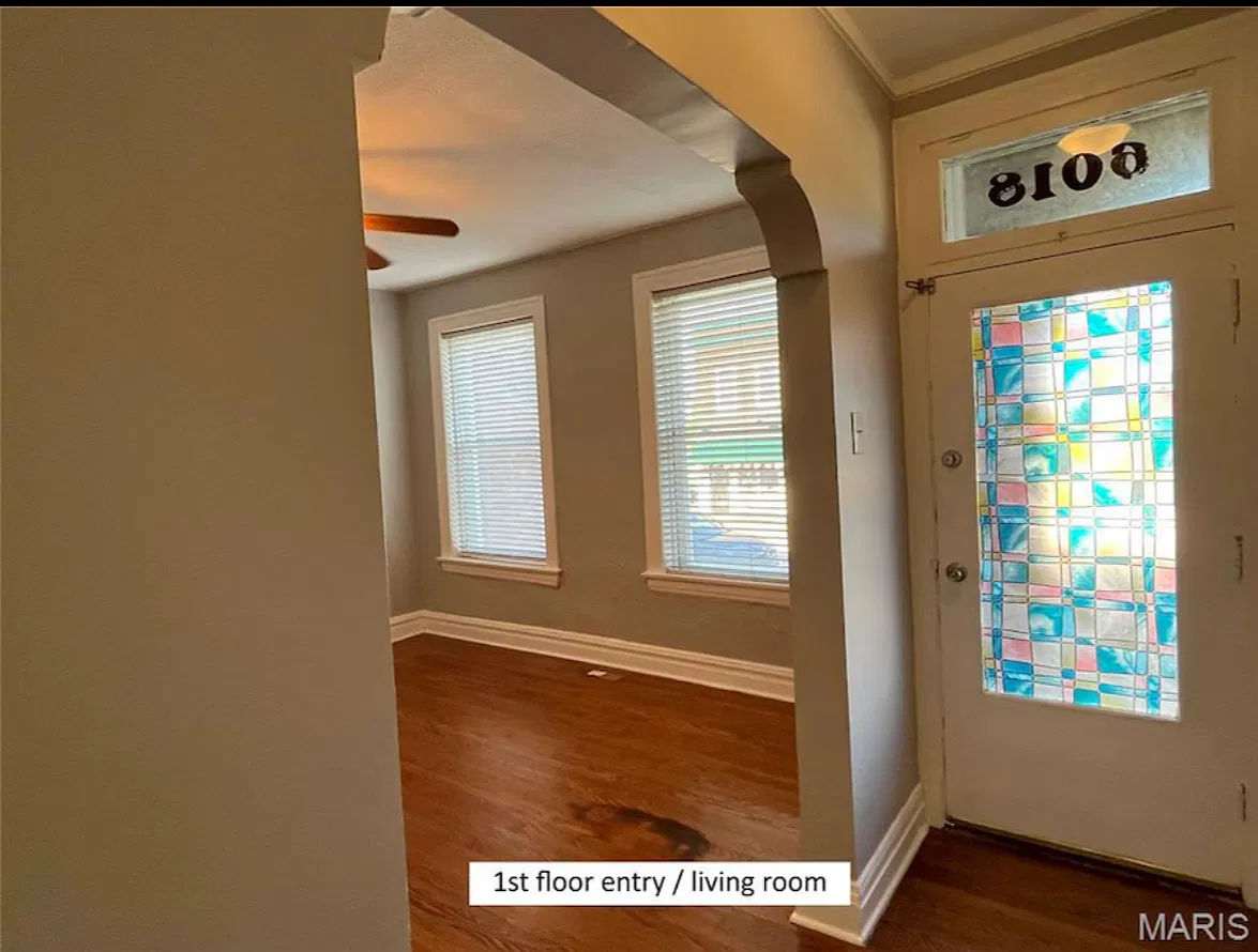 2 bed, 1000 sqft, $1,350 — Photo 4