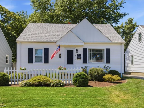 240 Moore Rd, Avon Lake, OH 44012