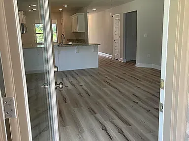 202 Baycliff Dr — Photo 19