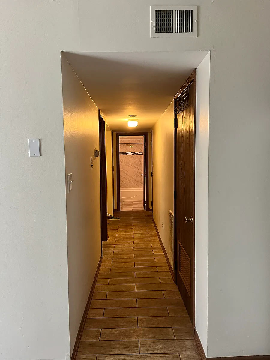 Hallway - 9S324 Nantucket Dr