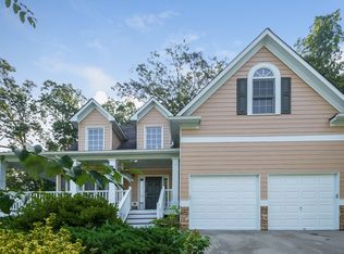 39 Crestview Dr, Dallas, GA 30157
