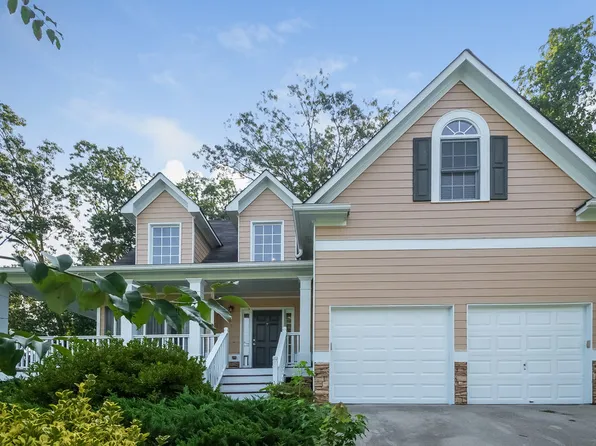 39 Crestview Dr, Dallas, GA 30157