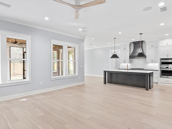 Finishes, upgrades, options, features and pricing are subject to change without notice