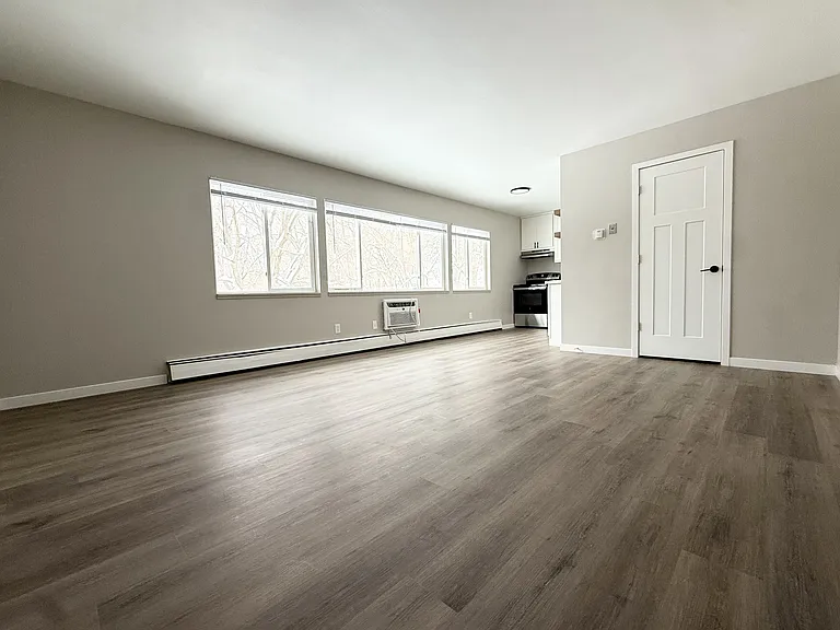 2050-2080 Allen Blvd — Photo 37