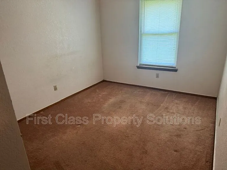 8613 E Parkridge Dr — Photo 9