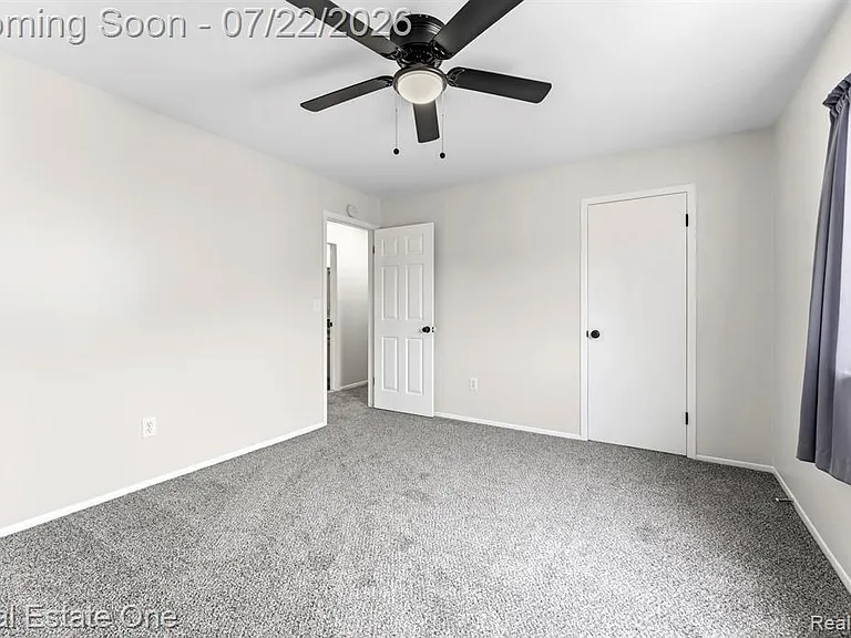 15588 Dupage Blvd — Photo 10