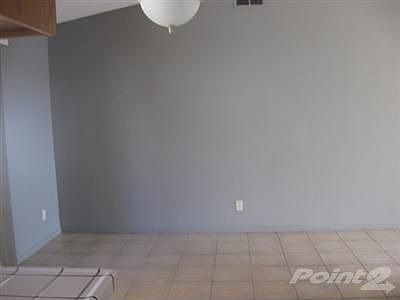 3rd image of 15544 Mesquite Ave