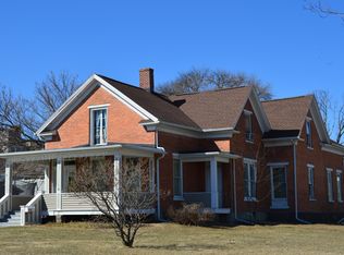 901 2nd Ave, Vinton, IA 52349