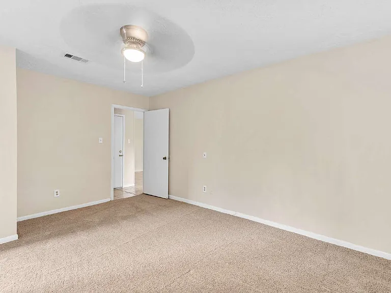 9603 Landry Blvd — Photo 17
