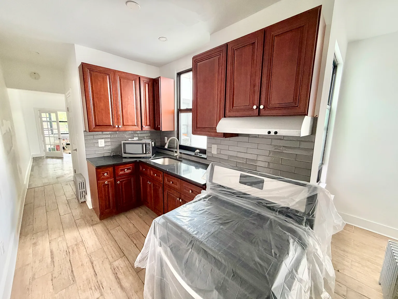 21-59 42nd Street — Photo 3