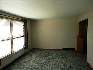 2nd image of 1239 Faircliff St