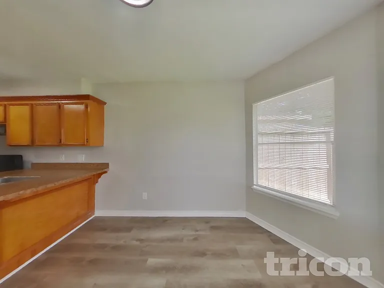 13311 Danshire Dr — Photo 4