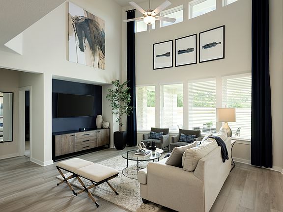 HOU_KingdomHeights_L542_Andes_5515 Kingdom Heights Blvd_Living Room_Model.jpg