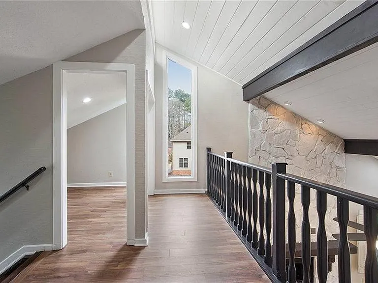 4200 Gunnin Rd — Photo 33