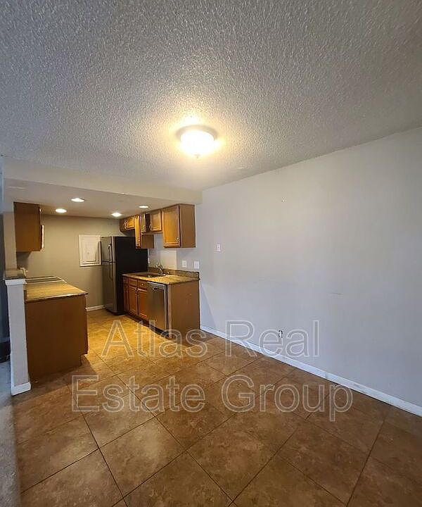 2nd image of 18051 E Kentucky Ave