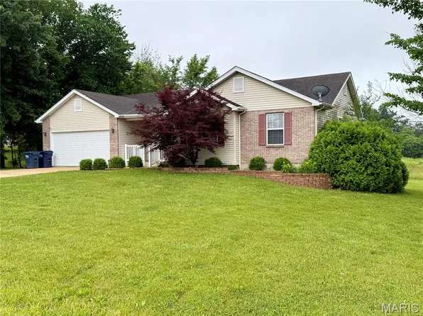 51 Tower St, Moscow Mills, MO 63362