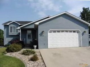 602 Hillshire Ct, Rapid City, SD 57701