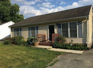 1320 Summit Ln NW, Roanoke, VA 24017