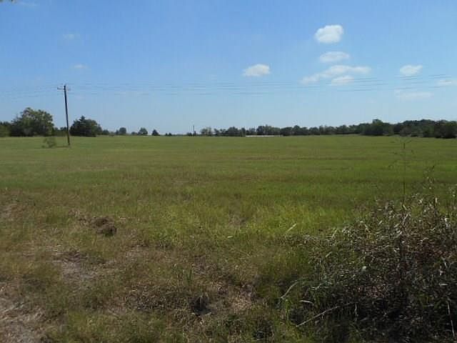 2nd image of 1504 County Road 4772