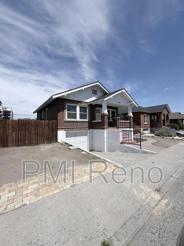 2 bed, 1.0 bath, $2,300 — Photo 2