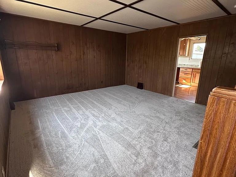 122 E Roosevelt Ave — Photo 10