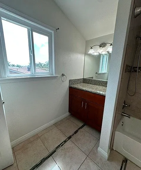 26286 Topanga Way — Photo 20