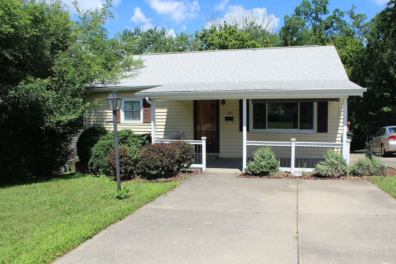 120 Walnut St photo 1