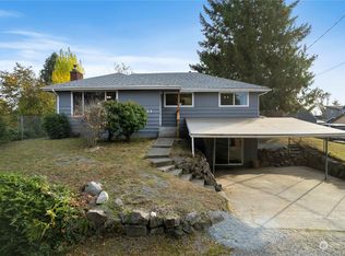 827 SW 135th St, Seattle, WA 98146