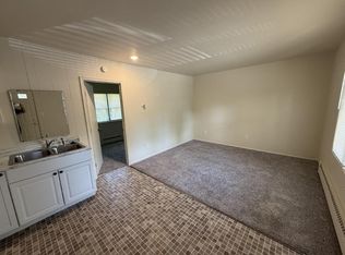 13827 Ironwood Dr NW #7, Grand Rapids, MI 49534