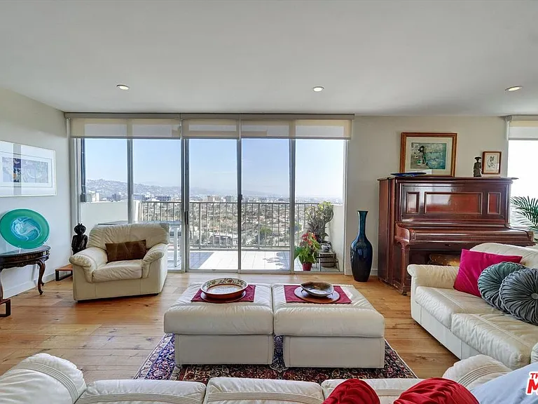 2160 Century Park E #1406 — Photo 25