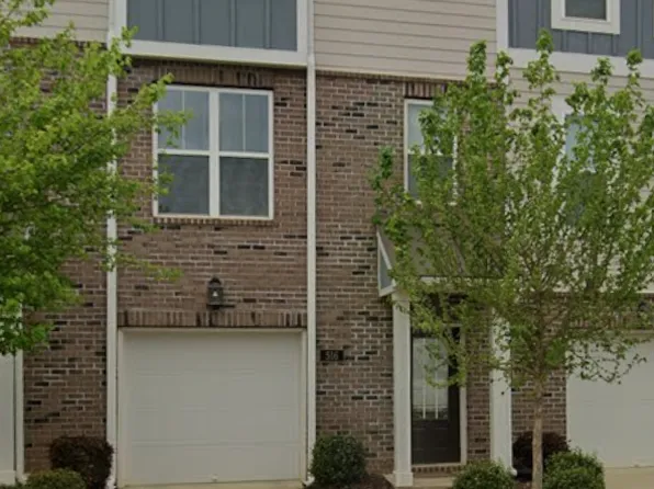 516 Skymont Dr, Holly Springs, NC 27540