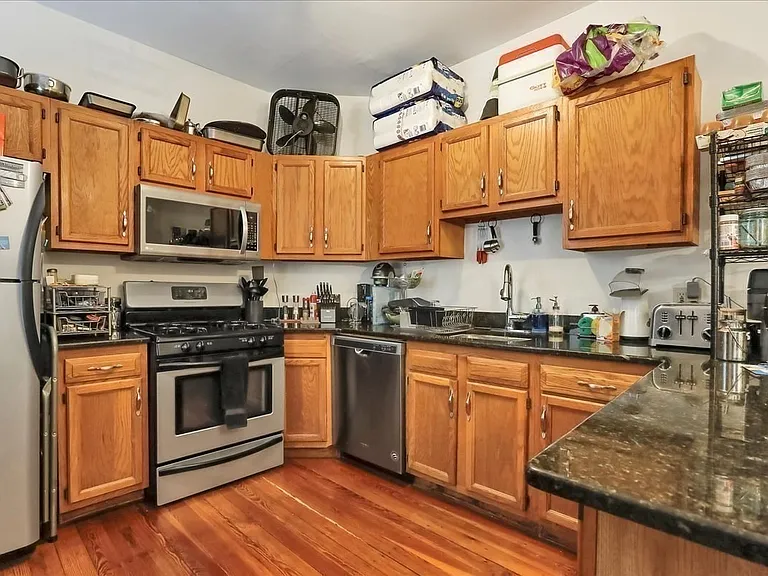 10 Bynner St #1 — Photo 3