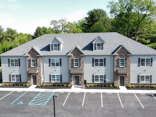 2321 Linford St #202, Bethlehem, PA 18017