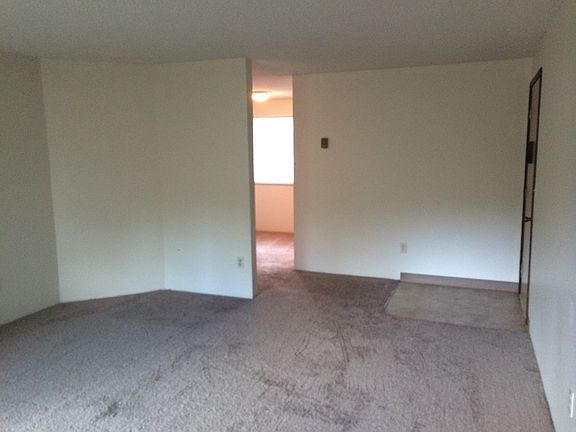 2nd image of 5902-5912 SW 30th Ave #5904
