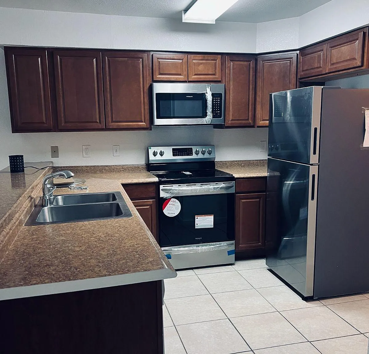 Golden Dawn Cir, Anchorage — Photo 1