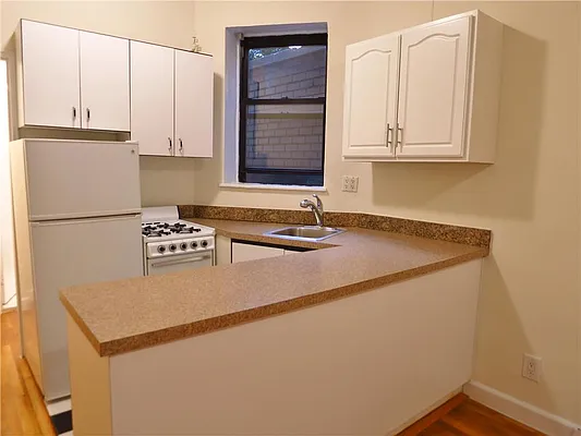 Rented by City & Suburban | media 25