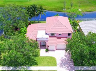 3942 W Lake Estates Dr, Davie, FL 33328