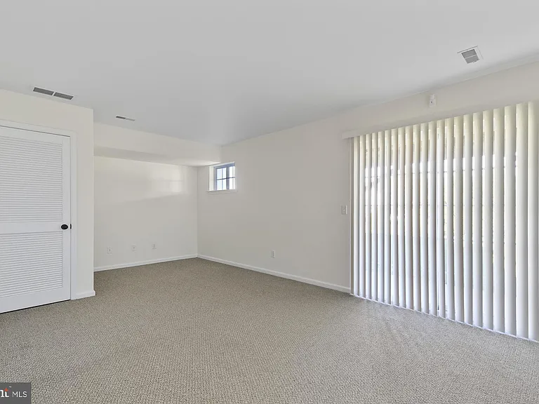 311 Paradee Dr — Photo 22
