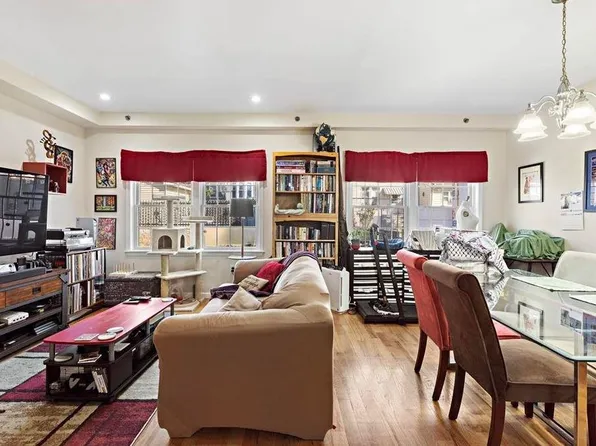 612 12th Street image 2 of 28