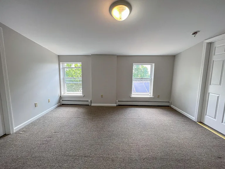 16 Elmer St #3E — Photo 10