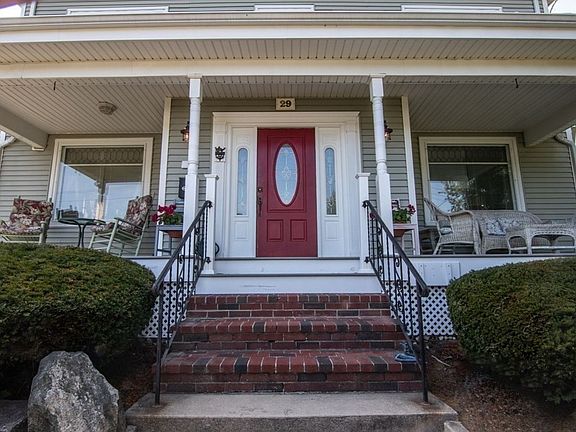 2nd image of 29 Russell St