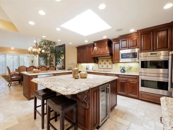 38348 Zinnia Ln E, Palm Desert, CA 92211