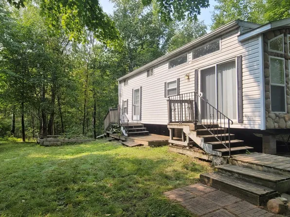 10&11 Pathfinder Vlg #G, Hinckley, MN 55037
