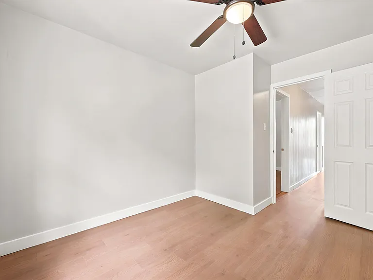 4795 Silverwood St — Photo 18