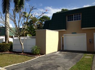 5842 Harbour Club Rd, Fort Myers, FL 33919