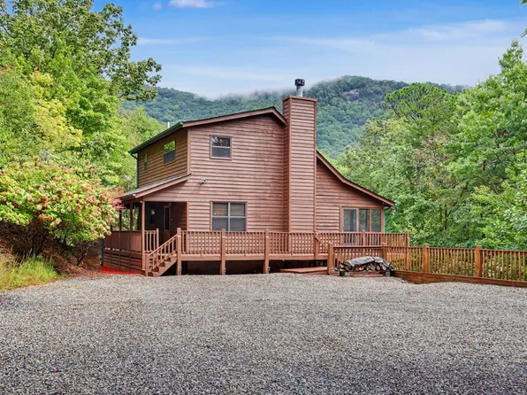 736 Laurel Hill Rd, Young Harris, GA 30582