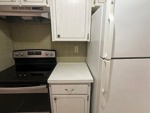 4th image of 4244 Sheldon Pl #4244