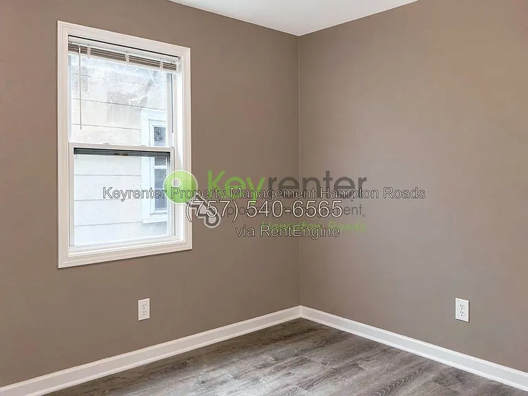 4909 Killam Ave — Photo 23